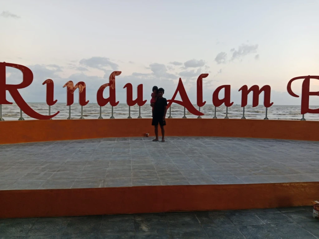 Pantai Rindu Alam