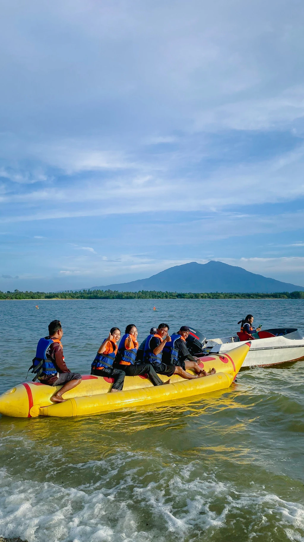 Bagus Beach Walk