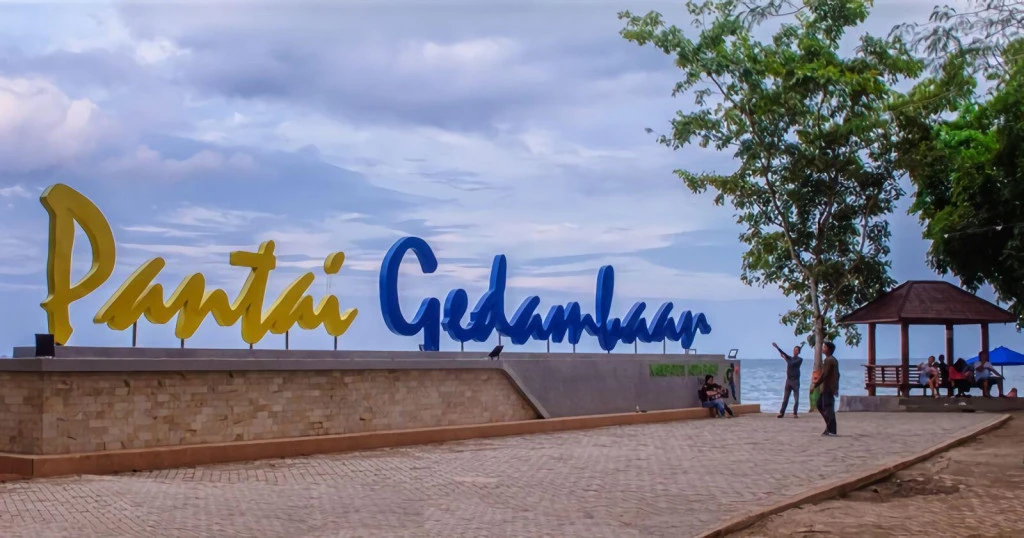 Pantai Gedambaan